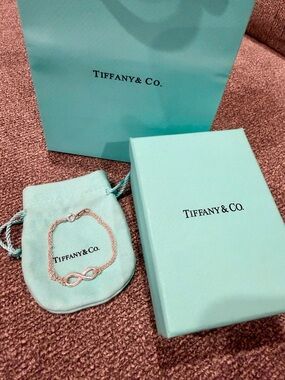 Auth Tiffany & Co. Double Chain Infinity Bracelet